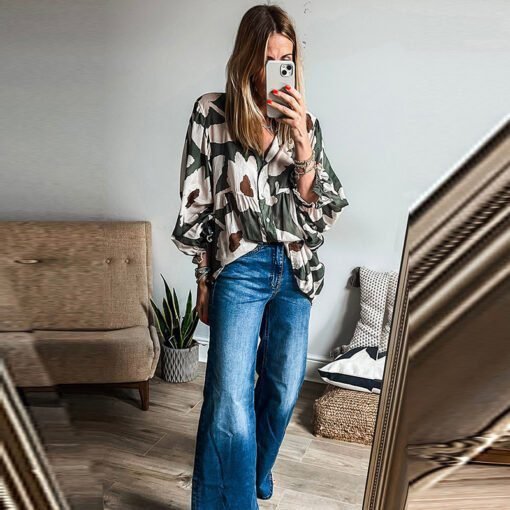 Camisa con estampado floral vintage - Image 4