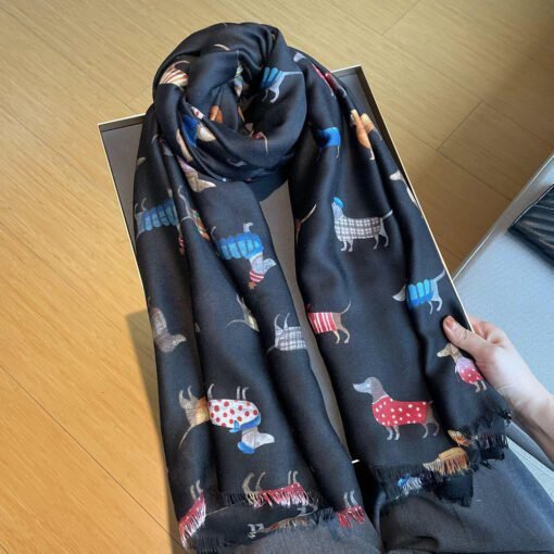 Bufanda larga y cálida con estampado de perro para mujer - Image 2