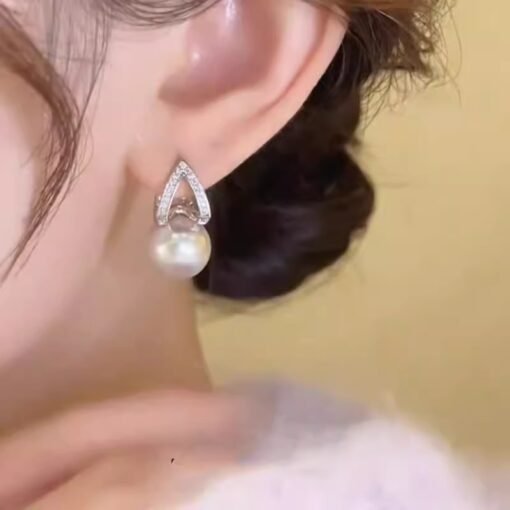 Pendientes de perlas de circonitas simples de diseño - Image 3